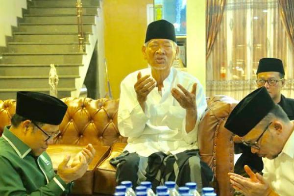 KH Dimyati Rois Terpilih Kembali Sebagai Ketua Dewan Syuro PKB 2019-2024