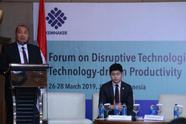 Kemnaker Harap Forum Disruptive Technologies Bermanfaat untuk Sektor Ketenagakerjaan