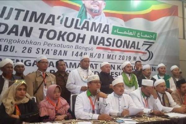 Ijtimak Ulama III Dihadiri Timses 02, TKN: Umat Mana yang Diwakili?