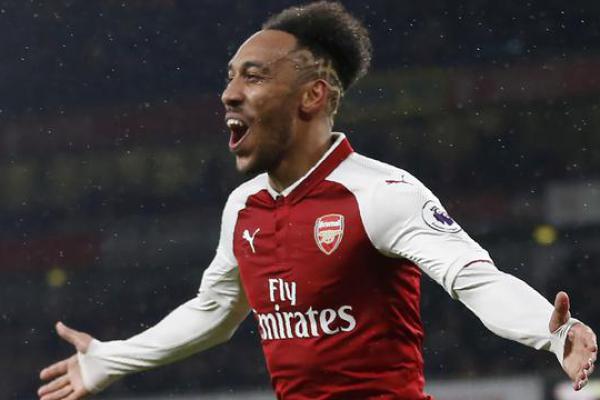 Pierre-Emerick Aubameyang Tertarik Pindah ke Barcelona?