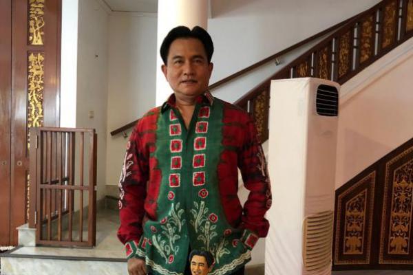 Prabowo Minta MK Kabulkan Permohonan Jadi Presiden, Yusril Tertawa