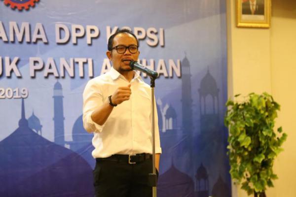 Menaker Hanif Hadiri Bukber DPP KSPSI di Jakarta