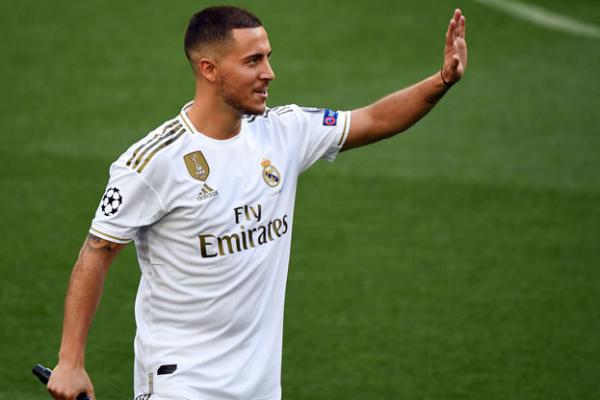 Eden Hazard Resmi Diperkenalkan ke Publik Santiago Bernabeu