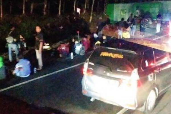 Kecelakaan Beruntun di Cipali, 12 Orang Dikabarkan Meninggal