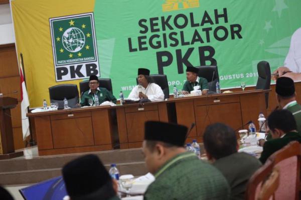 Gus Muwafiq: Hanya PKB yang Mampu Kawinkan Islam dan Demokrasi