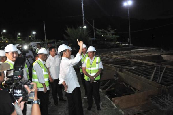 Presiden Jokowi Minta Pembangunan Pelabuhan di Danau Toba Lebih Modern