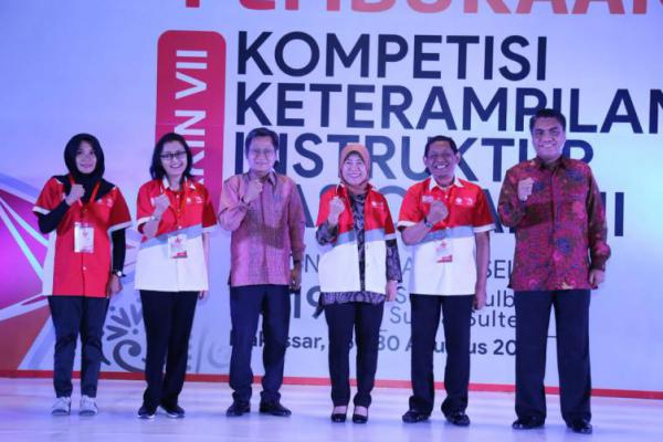 Tingkatkan Kompetensi Instruktur, Kemnaker Gelar Kompetisi KKIN Regional Sulsel