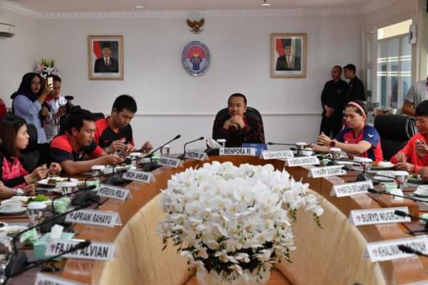 Menpora Dorong Djarum Tetap Support Bulutangkis Indonesia