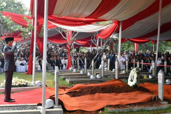 Presiden Jokowi: BJ Habibie Seorang Negarawan Sejati