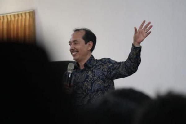 Yanuar Prihatin Usul Pilpres 2024 Digelar Usai Pileg