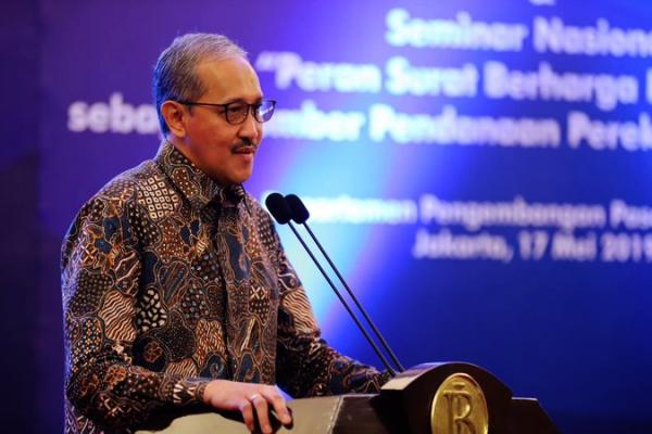 Deputi Gubernur BI Dilantik sebagai Anggota Dewan Komisioner OJK