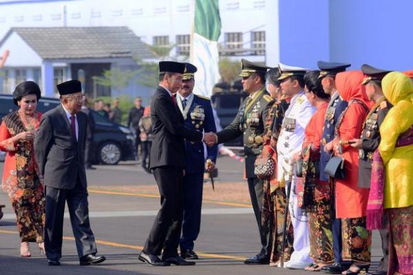 Terdepan Jaga NKRI, Presiden Jokowi: Rakyat Bangga Kepada TNI
