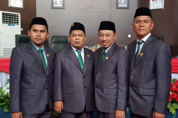 Muhammad Safri Resmi Dilantik Jadi Wakil Ketua DPRD Morut
