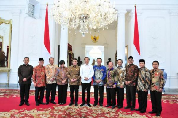 Jokowi Ingin Pelantikan Presiden Dilakukan Sederhana