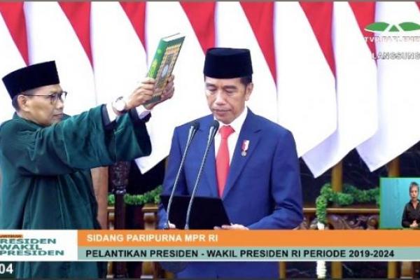 Berapi-api! Ini Pidato Lengkap Jokowi saat Dilantik Jadi Presiden