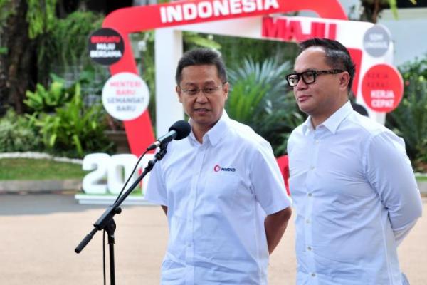 Erick Thohir Dibantu Dua Wakil Menteri, Jokowi Ingin BUMN `Go Internasional`