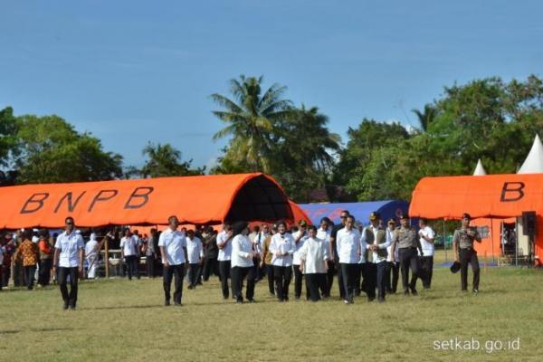 Presiden Jokowi Kunjungi Korban Gempa Ambon, Rumah Rusak Dapat Bantuan