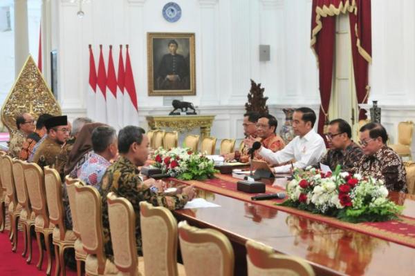 Lapor Presiden, Rombongan KPU Sambangi Istana Merdeka