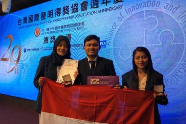 Top! Tiga Kader PMII Malang Sabet Emas di Ajang Kompetisi Inovasi di China