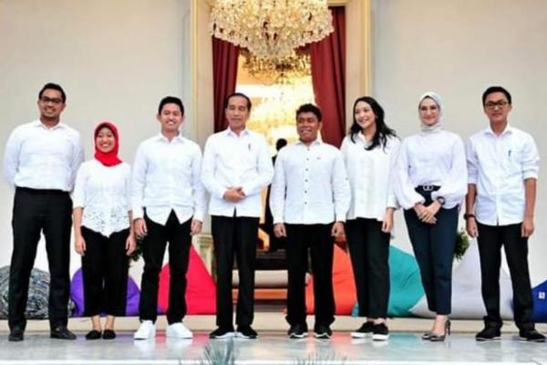 Kenalkan 7 Staf Khusus Milenial, Presiden Jokowi Minta Jembatani Anak-Anak Muda