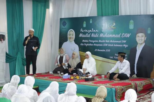 Peringati Maulid Nabi, Ida Fauziyah: Tak Perlu Lagi Cari Figur Selain Rasulullah