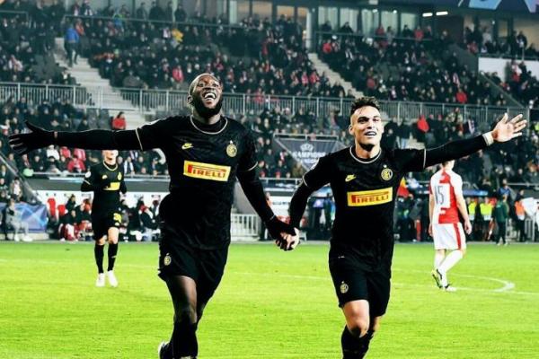 Duet Lautaro dan Lukaku Bersinar Saat Inter Milan Bungkam Slavia Praha 3-1