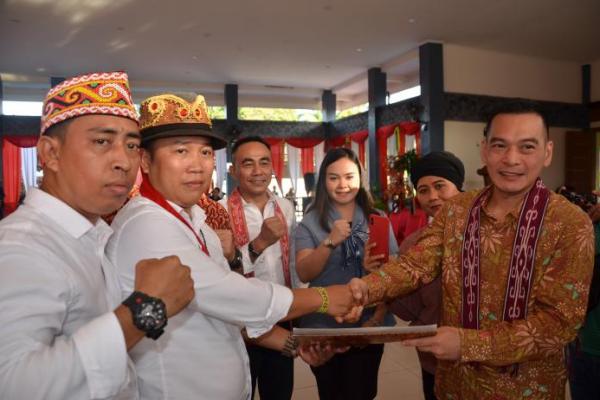 Komunitas Dayak Sintang Desak Komisi IV DPR Bantu Bebaskan Peladang