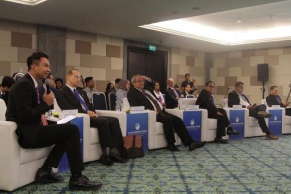 Membangun Demokrasi Indonesia dengan Ekonomi Inklusif