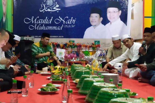 PKB Sulsel Gelar Maulid Nabi, Sajikan Aneka Bakul Maudu