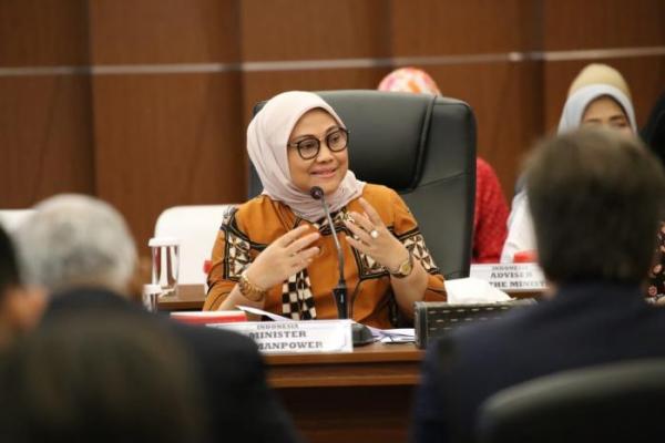 Menaker Ida Fauziyah: Lebih dari 449.000 Pekerja di Jakarta Telah Dirumahkan