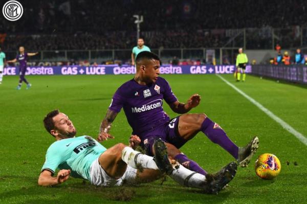 Ditahan Imbang Fiorentina 1-1, Inter Milan Hampir Digeser Juventus