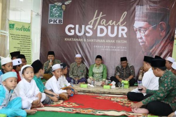Di Markas PKB Jateng, Gus Muhaimin dan Yatim Piatu Doakan Gus Dur