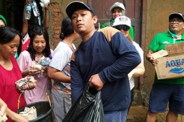 Bangun Dapur Umum di Kampung Pulo, PKB Kerahkan TA Jadi Relawan