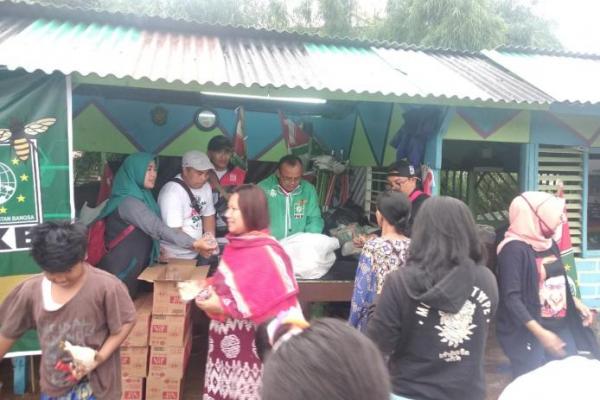 Menumpuk dan Bau, PKB Desak Pemprov Segera Bersihkan Sampah di Kampung Pulo