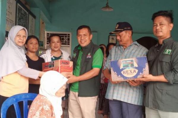 Salurkan Bantuan Korban Banjir, FPKB Depok Ajak Masyarakat Jaga Lingkungan