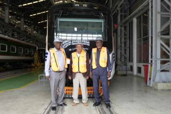 Kepincut Produksi Kereta Api Indonesia, 3 Pengusaha Sudan Sambangi PT. INKA