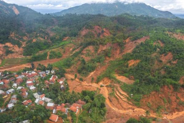 BNPB Sebut Banjir Bandang di Lebak Akibat Tambang Ilegal