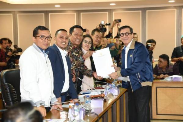 Baleg DPR dan Pemerintah Setujui 50 RUU Prioritas 2020