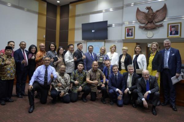 Bertemu Delegasi Parlemen Norwegia, Komisi I Bahas Blokade Sawit Indonesia