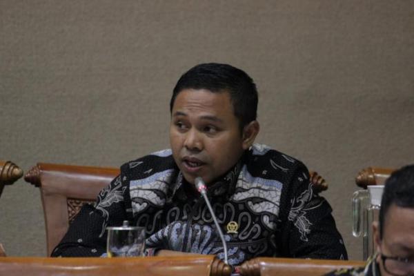 Pasal Pendidikan Masuk Klaster Kemudahan Berinvestasi, Ini Kata Anggota Baleg Abdul Wahid