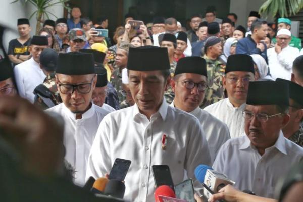 Presiden Jokowi: Gus Sholah Sering Sampaikan Tentang Keislaman dan Keindonesiaan