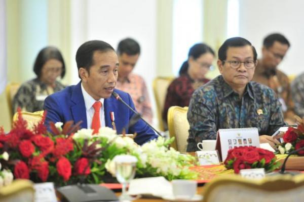 Atasi Dampak Virus Corona, Presiden Jokowi Ratas dengan Menteri Kabinet Indonesia Maju