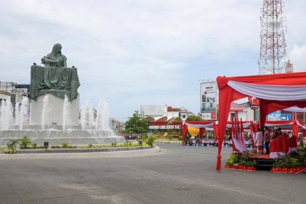 Presiden Jokowi Resmikan Monumen Fatmawati di Bengkulu