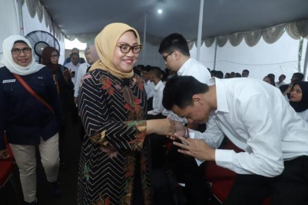 Menteri Ida Fauziyah Tinjau Pelaksanaan SKD CPNS 2019