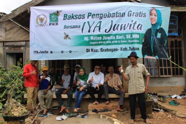 Ratna Juwita Gelar `Sambang Desa`, Berikan Pengobatan Gratis untuk Masyarakat