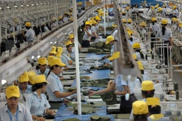 Tambahi Pasokan, Menperin Minta Industri Tekstil Produksi Masker dan APD