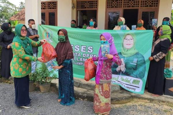Anggota FPKB DPRD Lampung, Jauharoh Ajak Masyarakat Lawan Pandemi Covid-19
