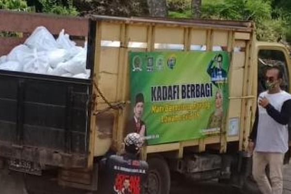 Legislator PKB, Kadafi Kembali Bagikan Ribuan Paket Sembako ke Warga Lampung