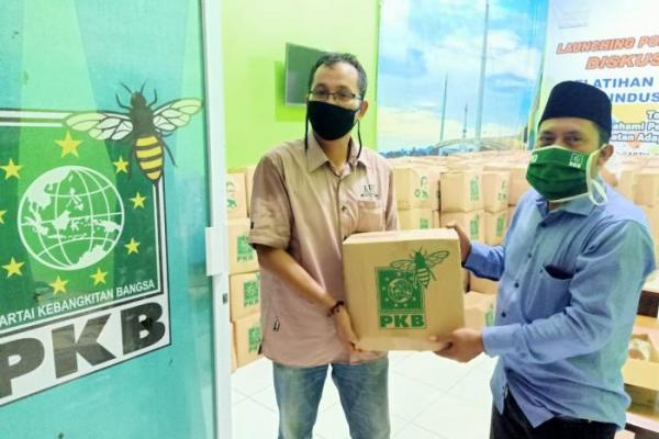 DPW PKB Jambi Distribusikan 5000 Paket Sembako dari Muhaimin Iskandar 