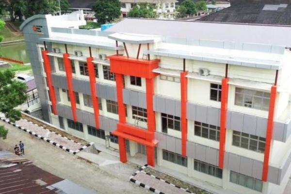 Kementerian PUPR Serahterimakan Gedung Laboratorium Politeknik Negeri Padang